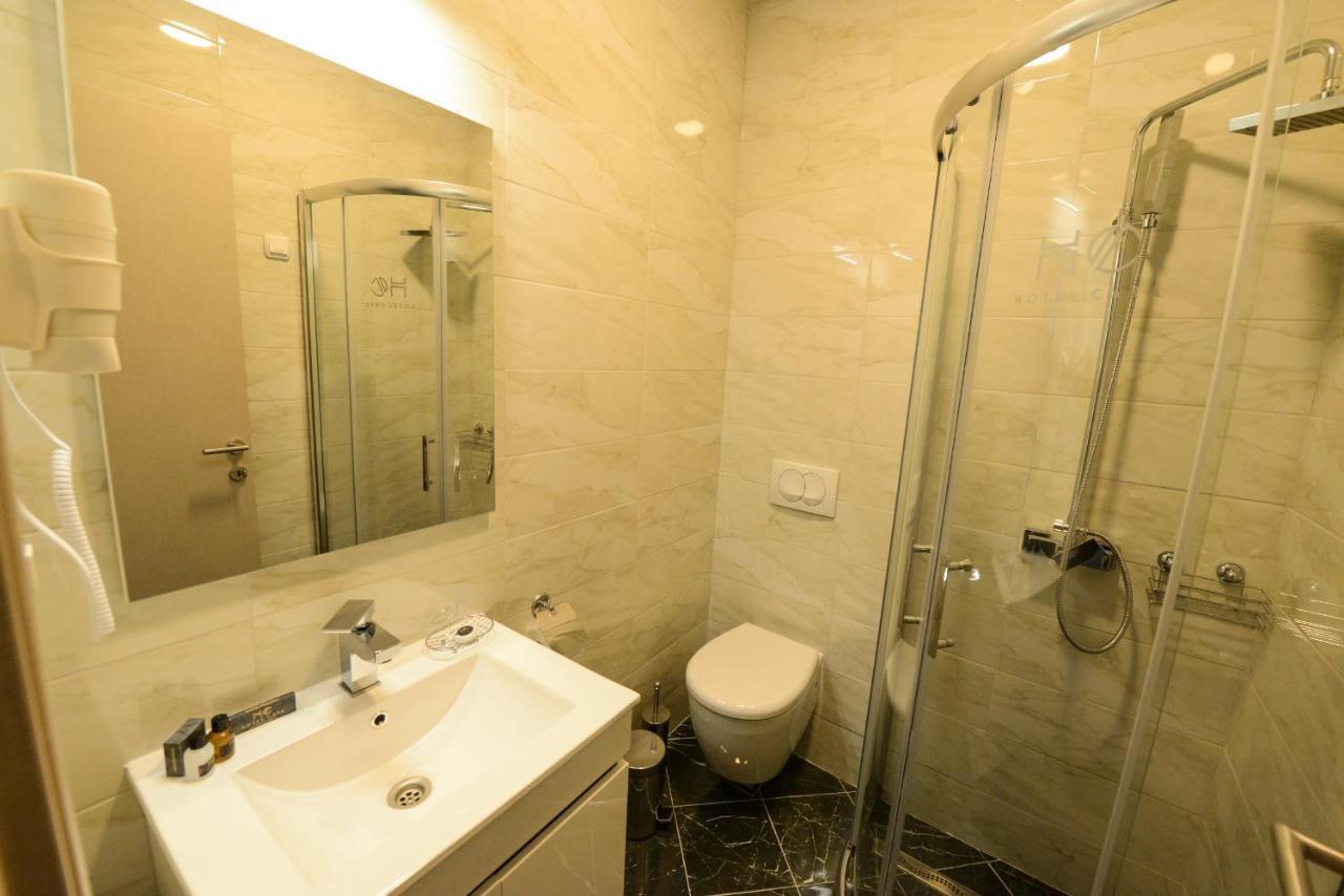 Hotel Cara 28 Skopje Extérieur photo